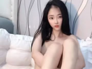 清純嫩妹用黃瓜自慰