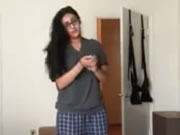 帶眼鏡的印度少女脱衣手淫自拍